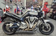 Yamaha 1700, MT 01
