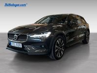 Volvo V60 Cross Country B4 AWD Diesel Plus