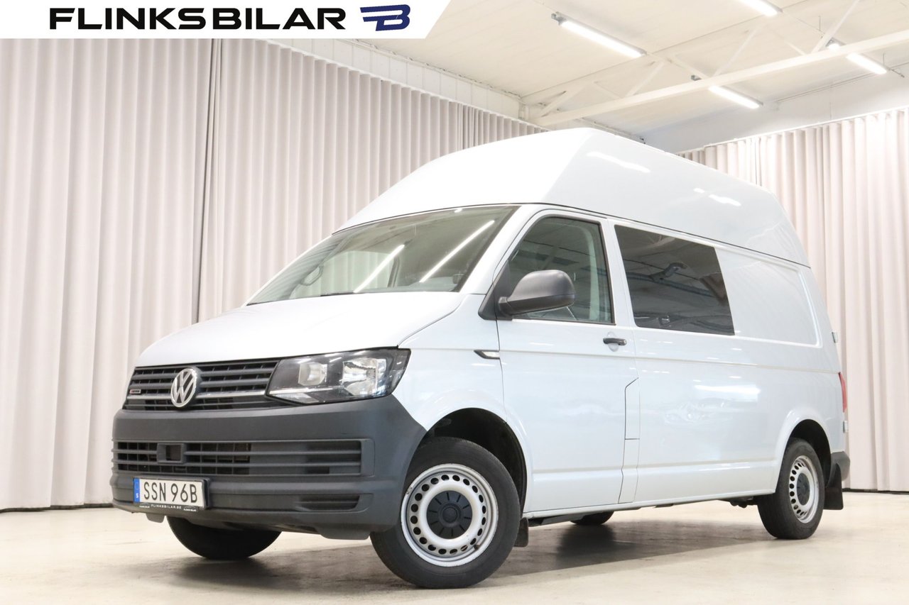 Volkswagen Transporter 4M DSG...