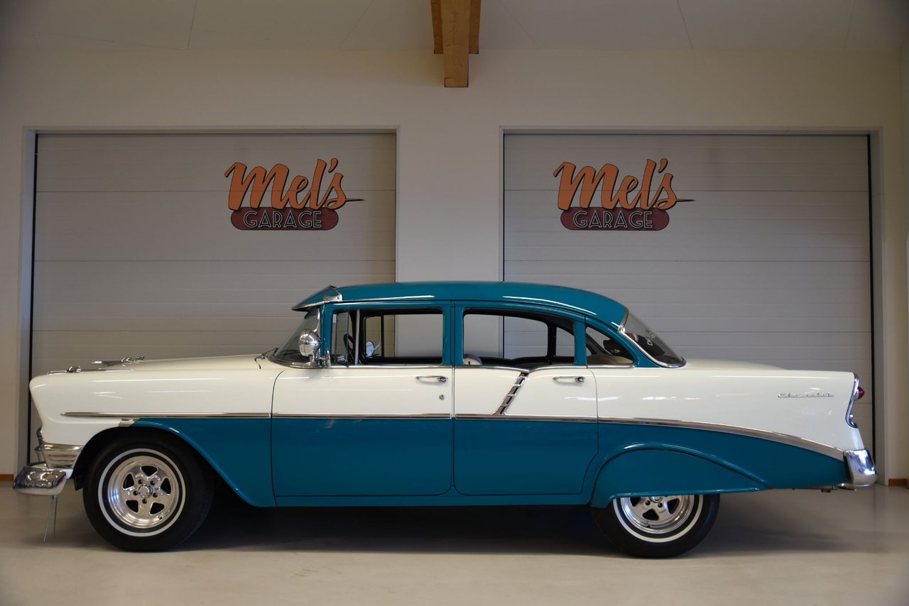 Chevrolet 210 Two-Ten 6cyl 23...