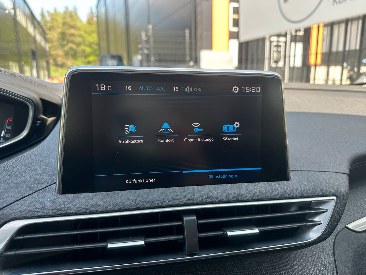 Peugeot 3008 1.2 PureTech 130 Manuell, 6-trinn, 131hk, 2017