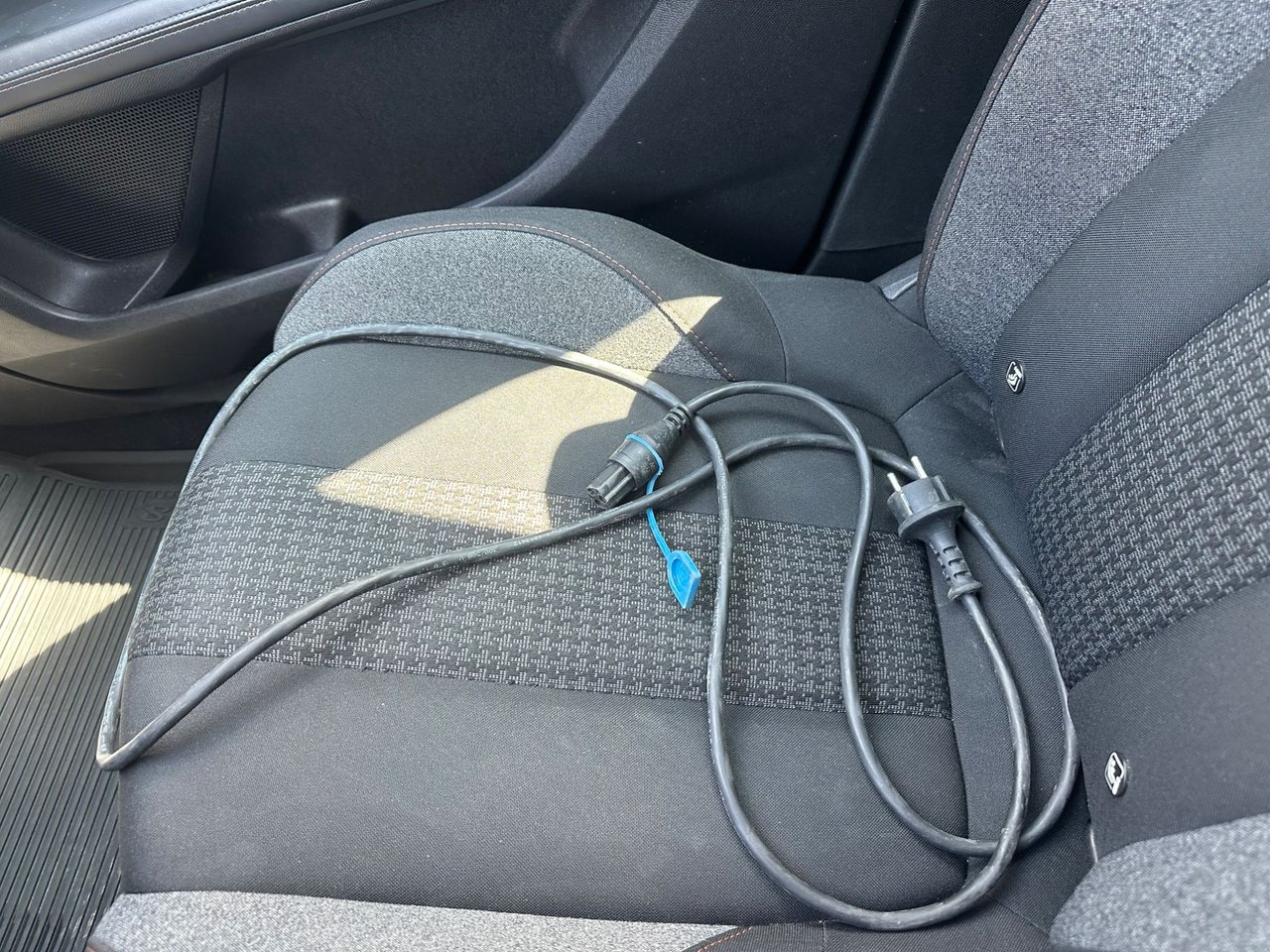 Peugeot 3008 1.2 PureTech 130 Manuell, 6-trinn, 131hk, 2017