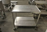 Rostfri rullvagn