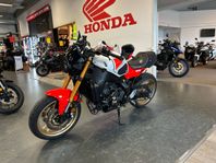 Yamaha XSR900