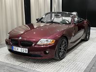 BMW Z4 3.0i|231hk|Roadster|Cabriolet|Barbera Red Metallic|19