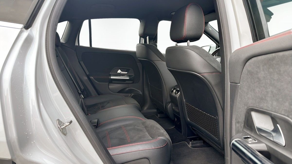 Mercedes-Benz EQA 300 4MATIC, 228hk, 2022