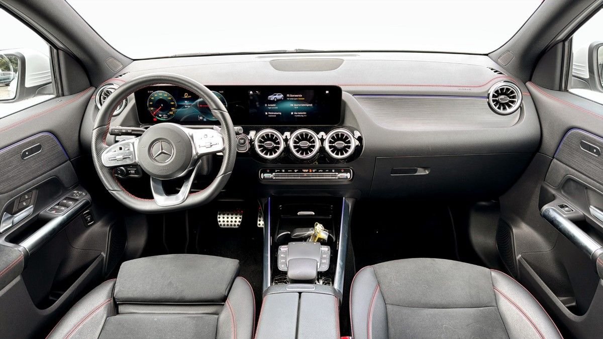 Mercedes-Benz EQA 300 4MATIC, 228hk, 2022