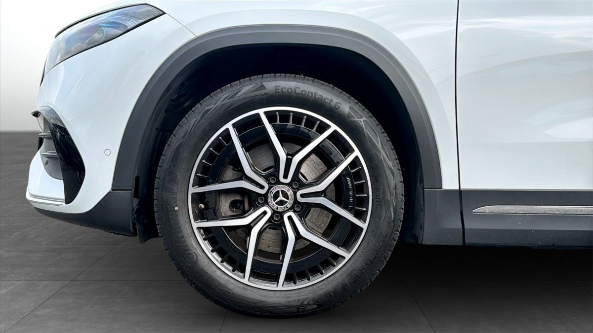 Mercedes-Benz EQA 300 4MATIC, 228hk, 2022