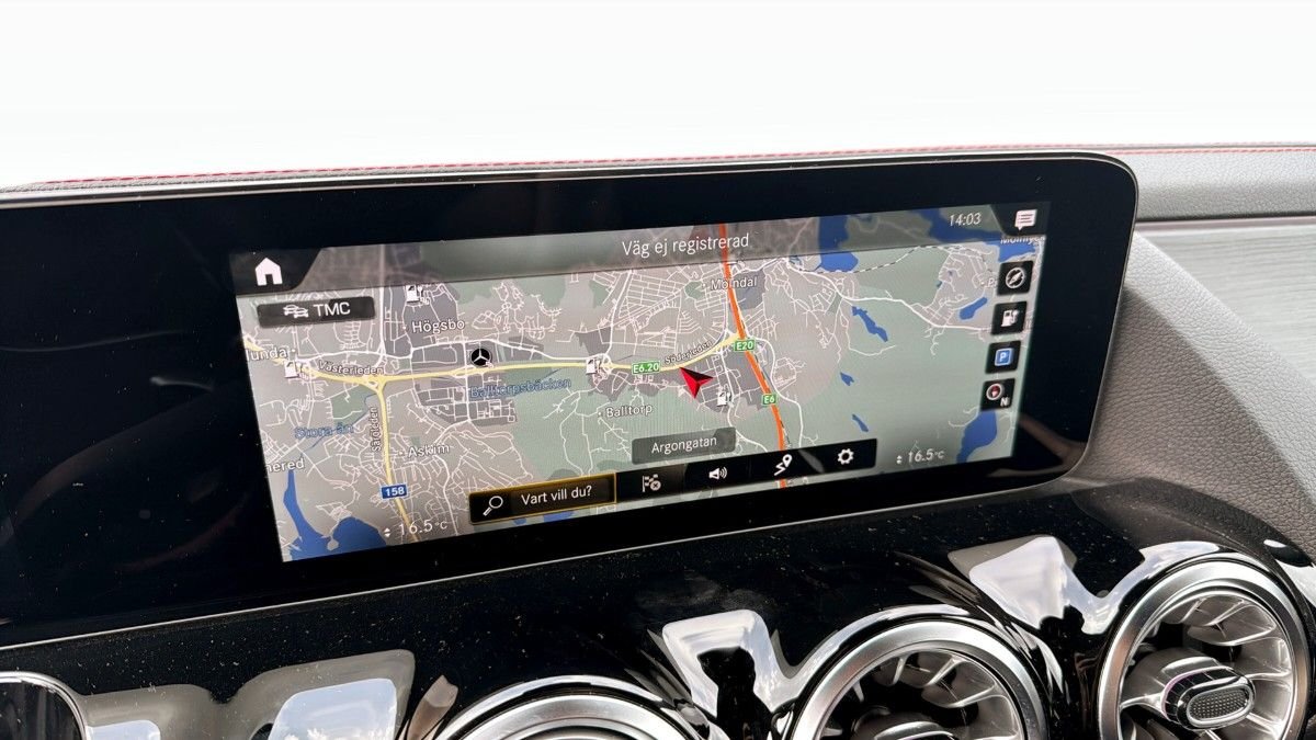 Mercedes-Benz EQA 300 4MATIC, 228hk, 2022