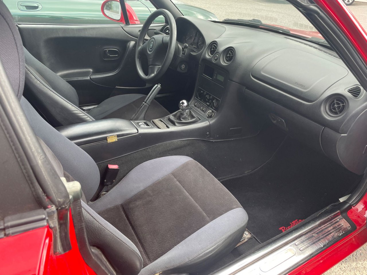 Mazda MX-5 1.6 Manuell, 110hk, 2000