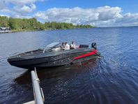 Hydrolift X-26 S Black Edition Mercury 450 Racing