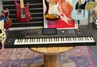 Korg PA5X-76