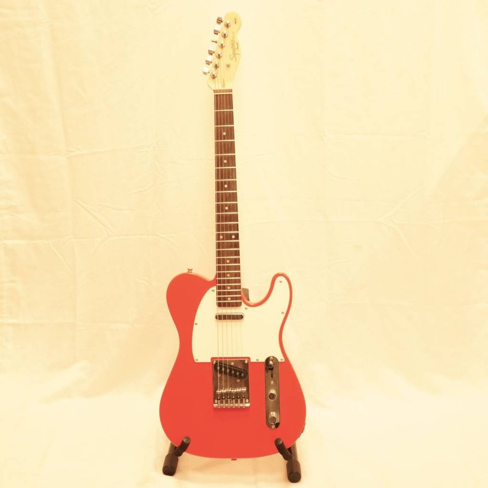 Elgitarr Fender Squier