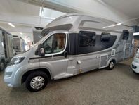 ADRIA MOBIL Matrix 670 SBC Queenbädd unik planlösning.