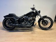 Harley-Davidson Breakout 103 Endast 1.000 Mil !