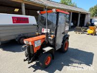 Traktor Kubota 7100 HST med redskap
