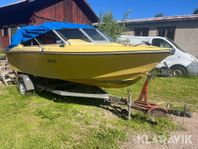 Båt Ockelbo med trailer och motor