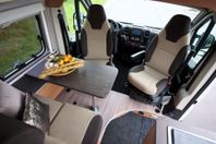 Weinsberg *5.99m*Taksäng*4-bäddar*4-bälten*Garage*Nya Euro 6
