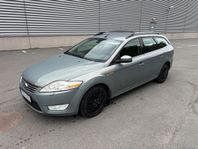 Ford Mondeo Kombi 2.5 Ghia *Nybesiktad*