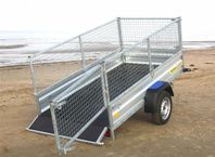 WT Trailer, obromsade släp med gallergrindar
