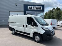 Peugeot Boxer L1H1 330 2.2 BlueHDi 120hk/Drag/Värmare/Moms