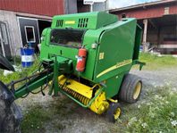 John Deere 578