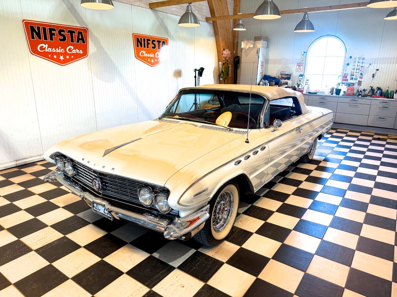 Buick Electra 225 Convertible
