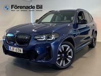BMW iX3 Charged Paket Sätesminne Pano Farth Backkamera Drag