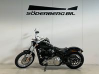 Harley-Davidson Softtail Standard Vance & Hines 87hk lågamil