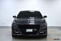 Dodge Charger 5.7 V8 HEMI TorqueFlite 375hk Alpine® P-Värm