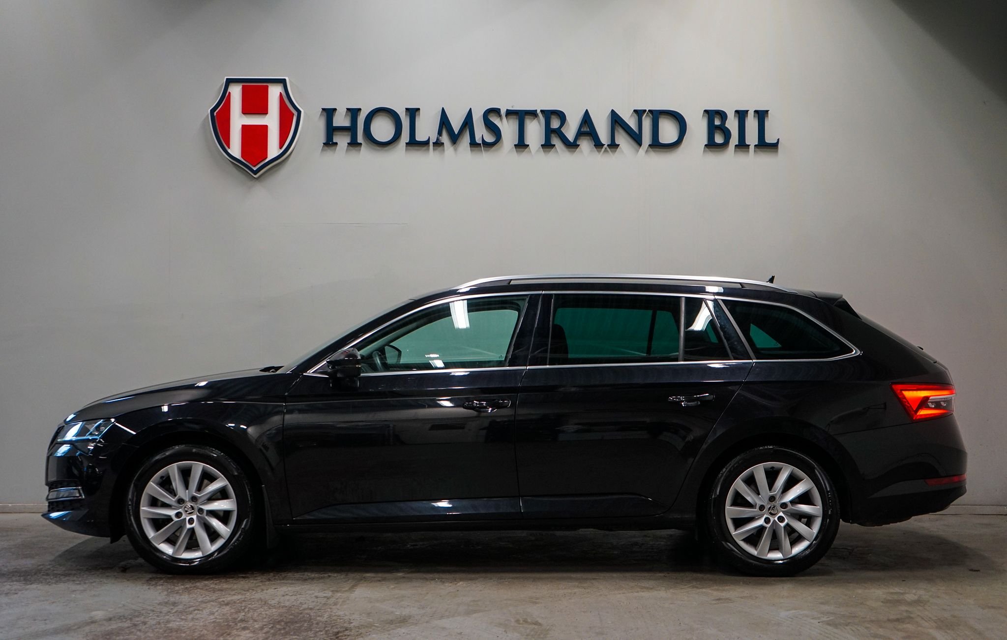 Škoda Superb Kombi 2.0 TDI 4x4 DSG Sekventiell, 200hk, 2023