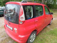 Toyota Yaris Verso AUTOMAT/PRAKTISK/BÄDDBAR/NYBES/NYSERVAD/F