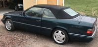 Mercedes-Benz E 320 Cabriolet med unikt lågt miltal