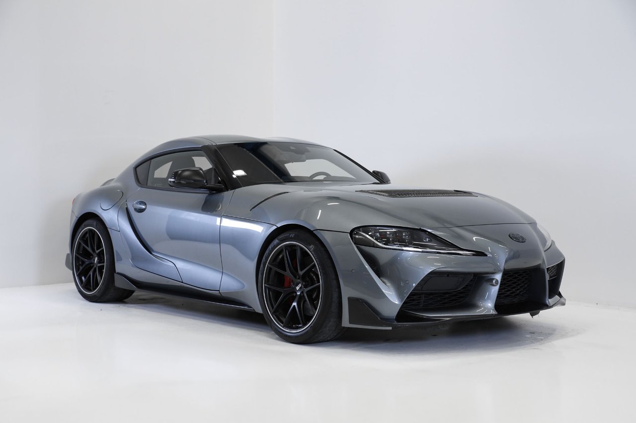 Toyota Supra GR Premium / Mil...