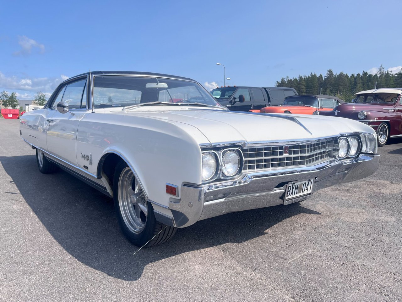 Oldsmobile Ninety-Eight Coupé...
