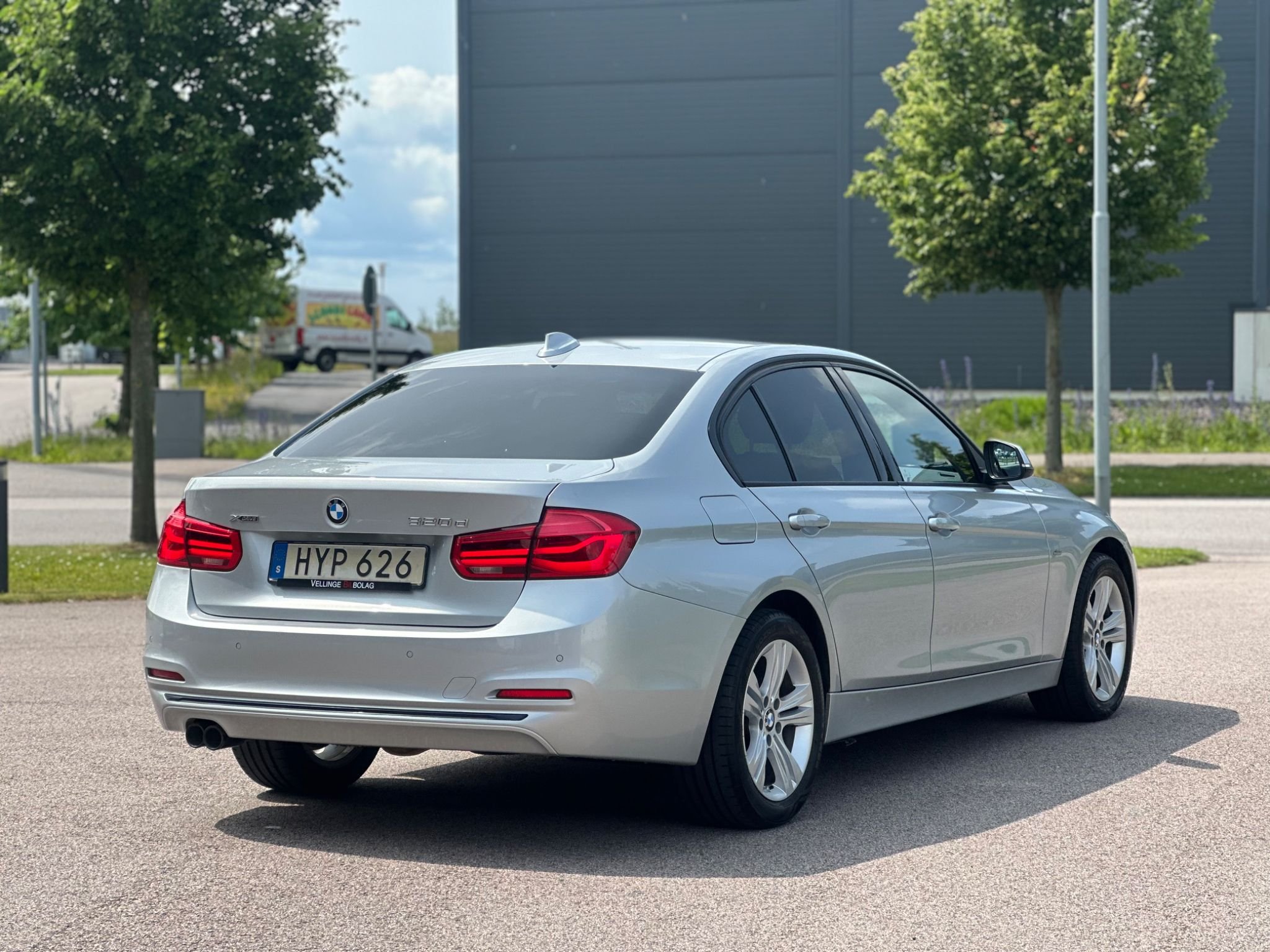 BMW 320d xDrive Sedan Steptronic, 8-trinn, 190ps, 2016