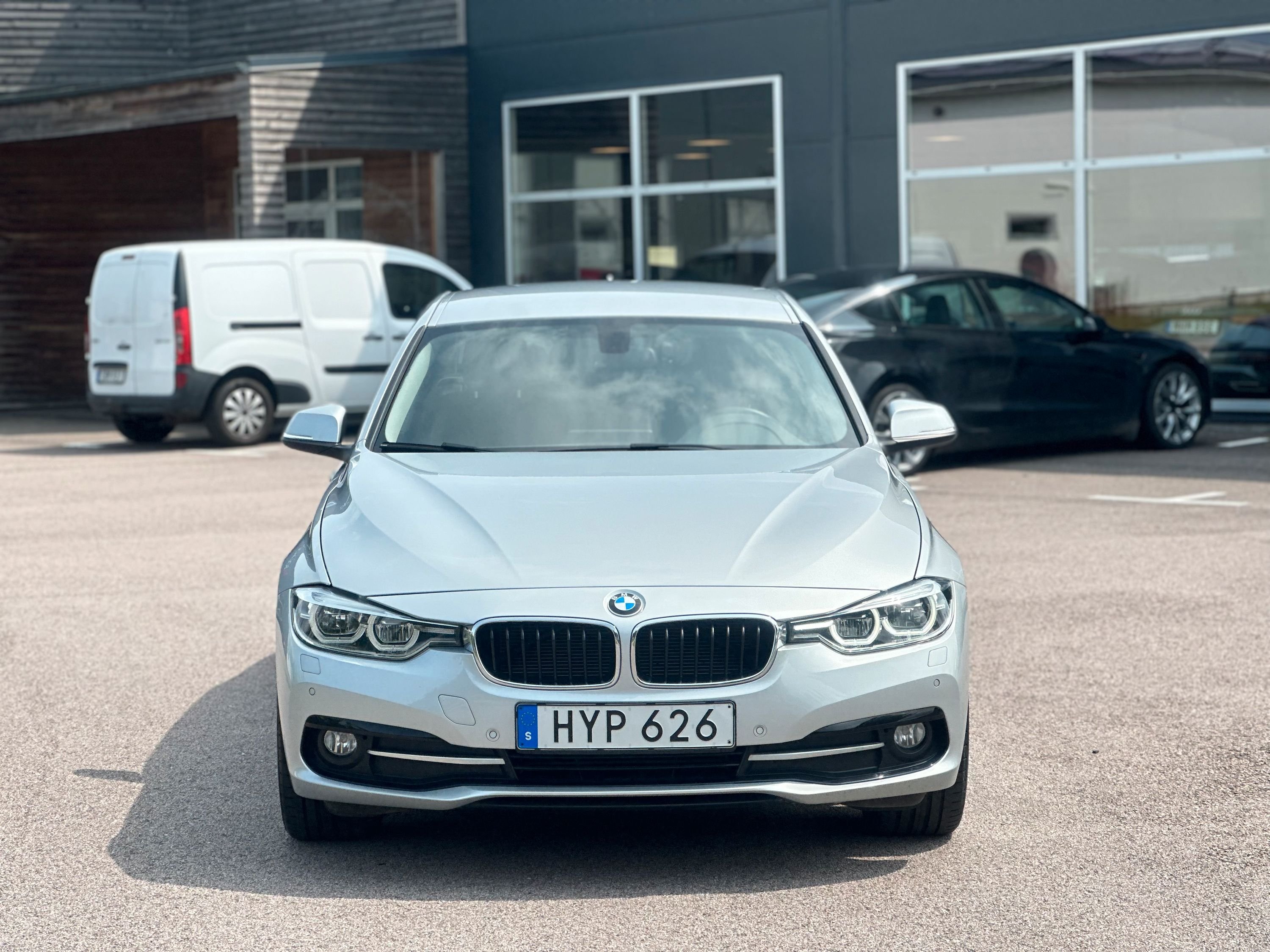 BMW 320d xDrive Sedan Steptronic, 8-trinn, 190ps, 2016