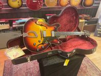 Guild Starfire IV halvakustisk gitarr