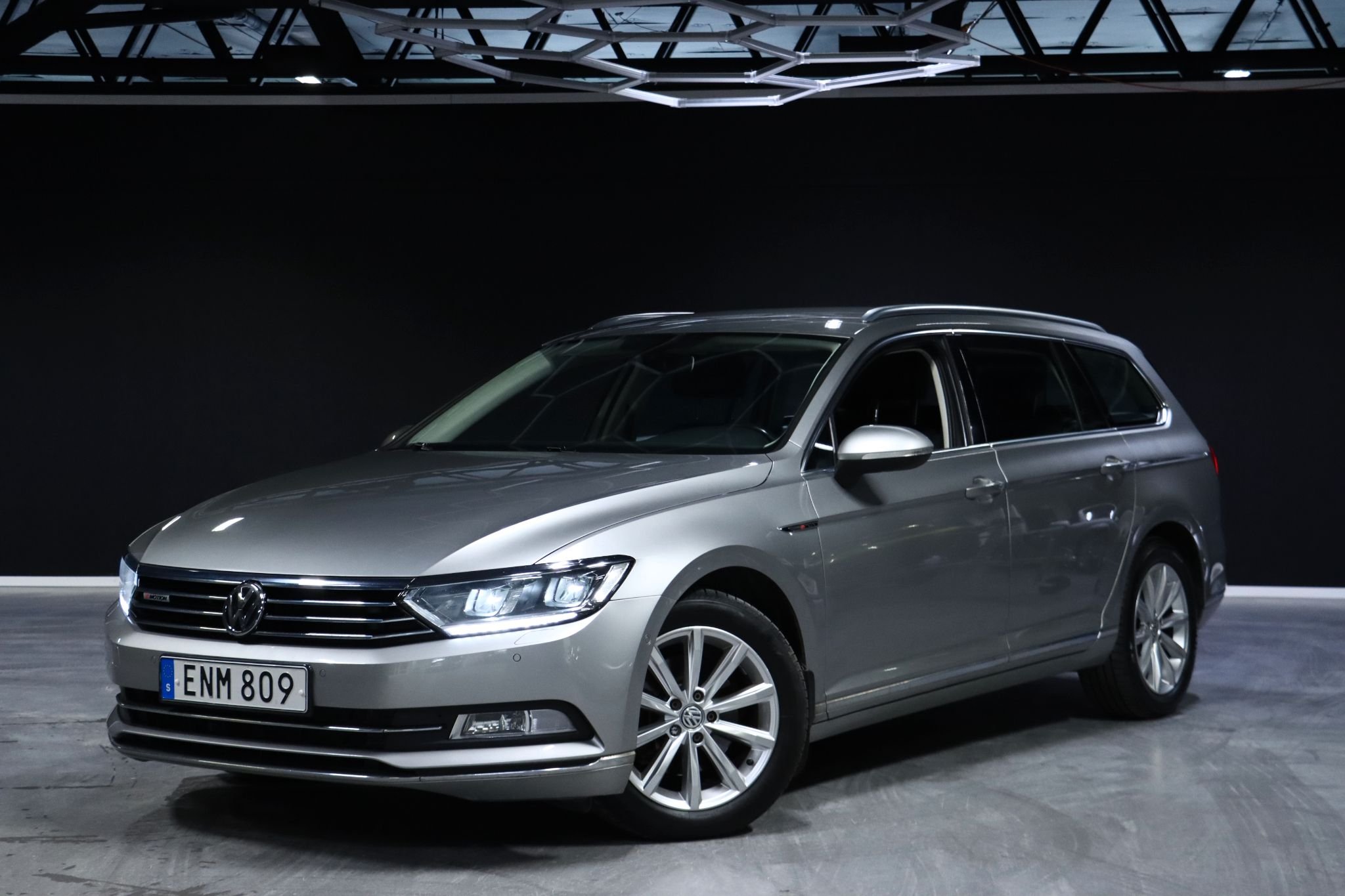 Volkswagen Passat Sportscombi 2.0 TDI DPF SCR BMT 4Motion DSG Sekventiell, 190hk, 2015