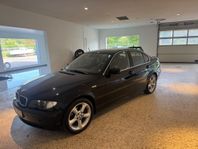 BMW 320 i Sedan ny bes lågmil välvårdad