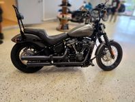 Harley-Davidson Street Bob  Milwaukee-Eight 107