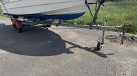 Båtupptagningsvagn Båt & Trailer BUV 300