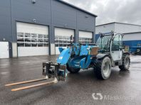 Teleskoplastare Genie GTH 4017SX med tillbehör