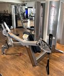 Gymmaskiner med kablar från FREEMOTION 2025