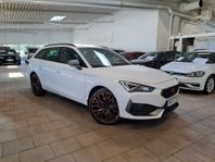 Cupra Leon 1.4 TSI e-HYBRID 245hk Läder/Navi/Drag