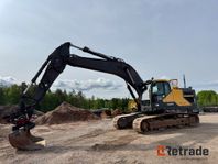 Grävmaskin Volvo EC300 EL med tiltrotator och redskap