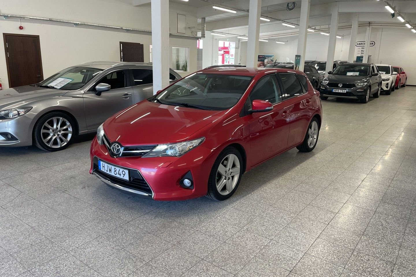 Toyota Auris 2.0 D-4D  Manual, 124hp, 2014