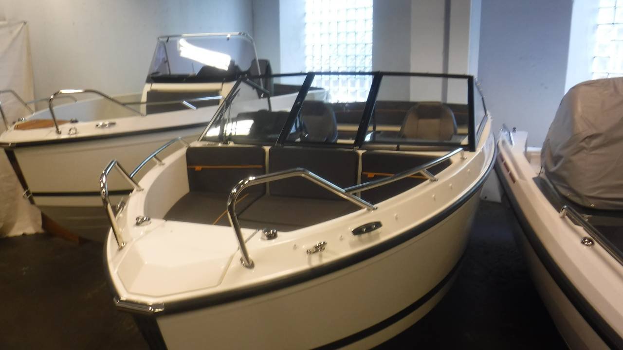 Uttern T53