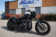 Harley-Davidson FXDR 114 ABS dragrace i blodet  - PRISSÄNKT!