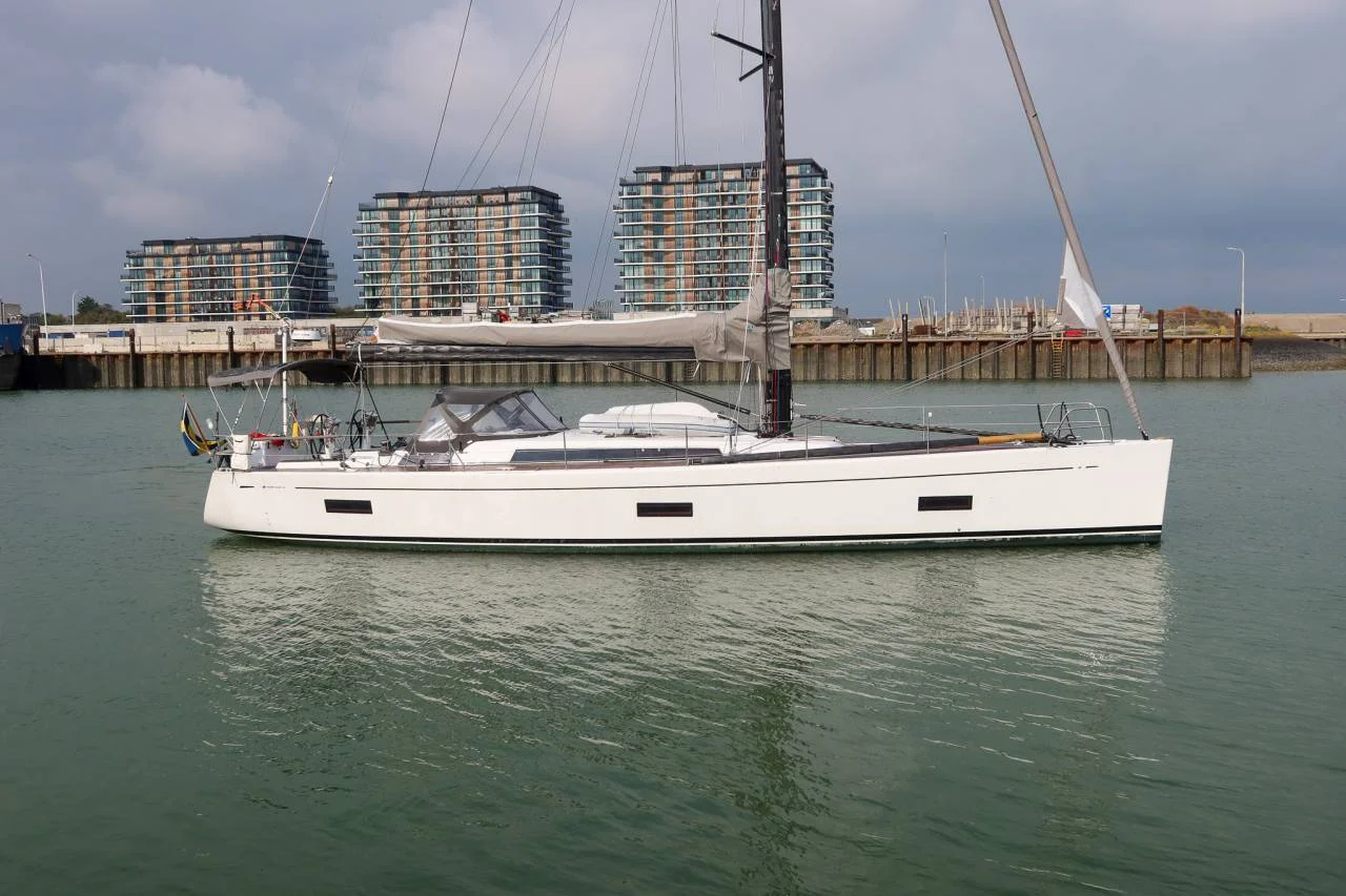 Grand Soleil 54 - 2010 image